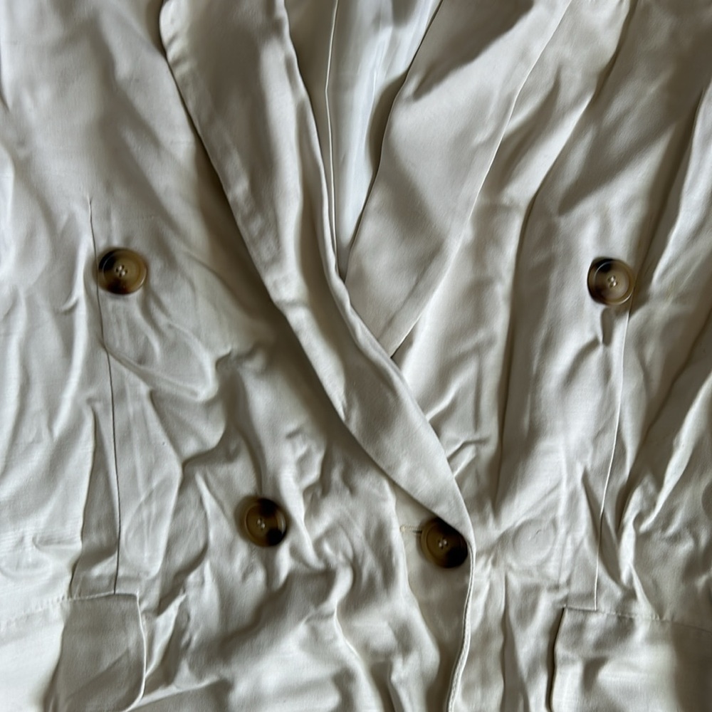 Cream jacket - Picture 2 of 7